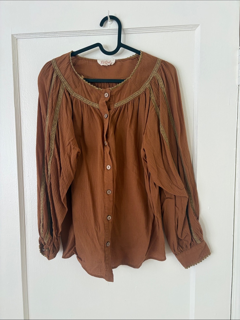 Listicle Rust-Brown Peasant Button-Down Blouse